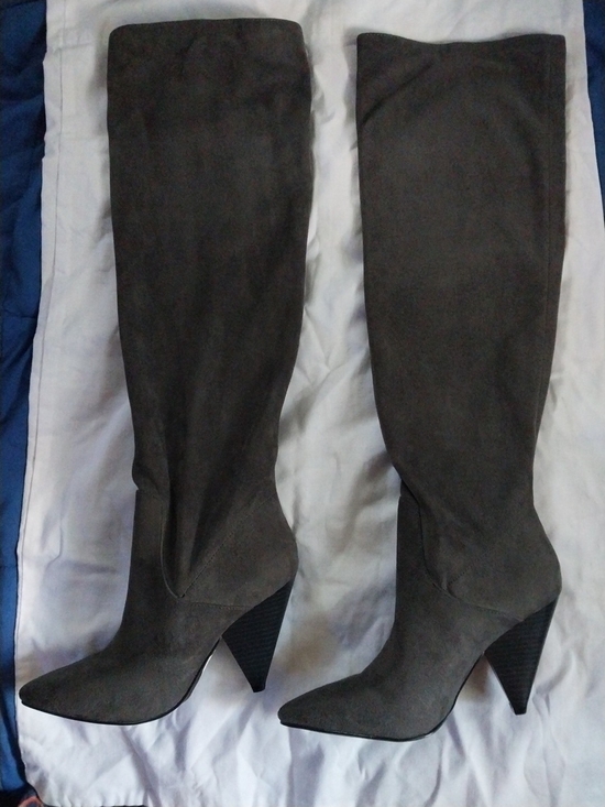 Indigo Shoes - Indi Go Rd. Women's Tall Pointed-Toe Suede Boots - Gray Size 6M